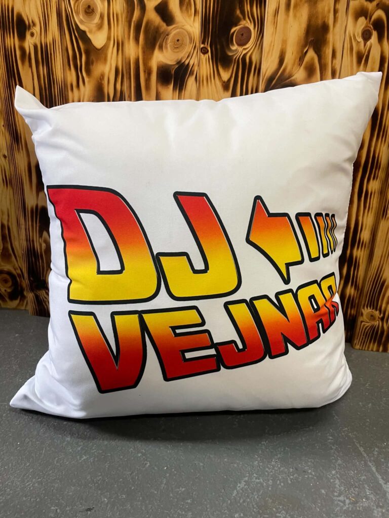 DJvejnaa pude